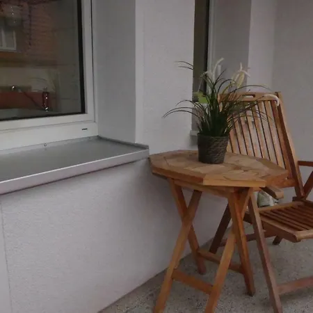 Apartment Ruhiges & Freundliches City-appartment *